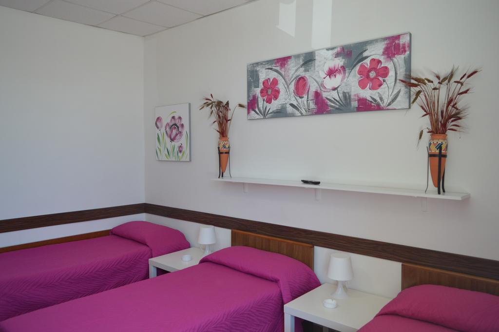 Albergo Ollolai Civitavecchia Buitenkant foto